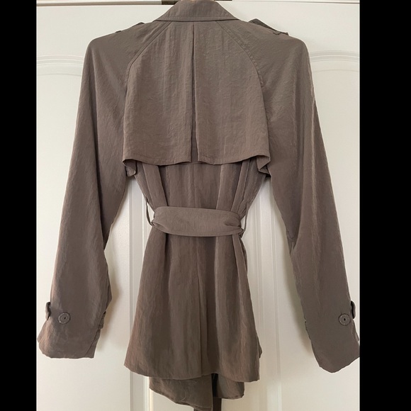 Gap Taupe/Gray Tie-Waist Trench Coat Rain Jacket - Picture 4 of 8